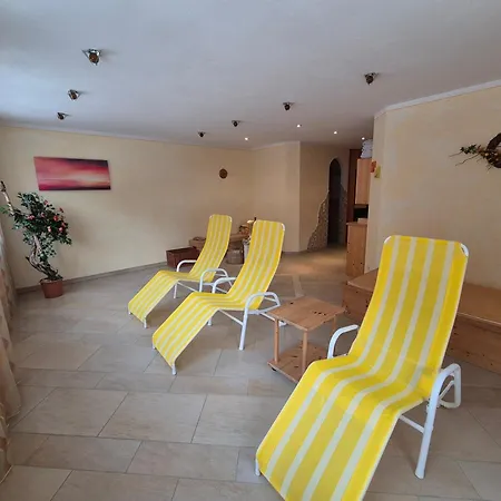 アパート Pfandlinghof グロースアルル