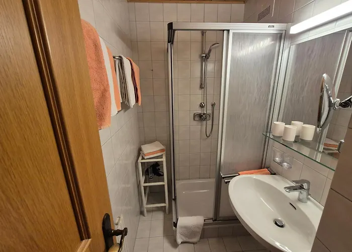 アパート Pfandlinghof グロースアルル